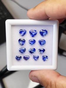 พลอยไพลินสีน้ำเงินธรรมชาติทรงหัวใจ 17.52 กะรัต 15 ชิ้น รับรองโดย IGI คุณภาพพรีเมียม พร้อมประกายสวยงาม - Product Image 5
