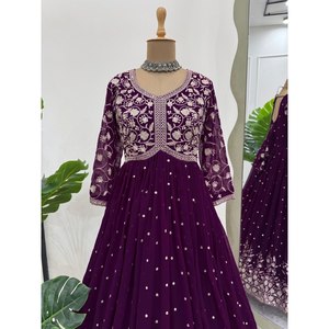 Vestido de fiesta XL con hilo y trabajo de secuencia - Product Image 3