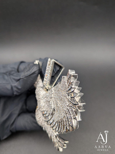 Collier pendentif aigle hip-hop plaqué or ton argenté avec moissanite micro-sertie taille brillant rond pour soirée - Product Image 4