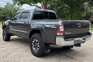 Toyota Tundra 2015 TRD Off-Road Doble Cabina 4x4 V6 Potente 4WD ¡Listo para Enviar! - Product Image 3
