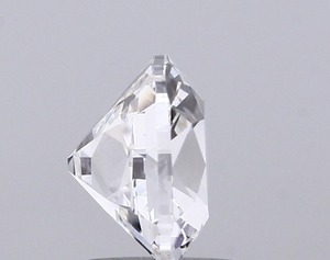 Pierre précieuse incolore de style antique rare pour la création de bijoux sur mesure, diamant de 2,01 carats F VVS1, forme ancienne, excellente taille, finition impeccable. - Product Image 4