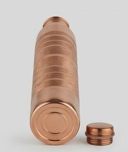 Botella de Agua de Cobre con Ranuras Horizontales, Diseño Minimalista, Portátil para Viajes - Product Image 5
