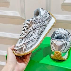 Sneakers de créateur de qualité supérieure pour hommes et femmes, chaussures de sport respirantes en mesh, chaussures décontractées, nouveau style de bout - Product Image 3