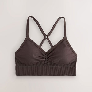 Soutien-gorge de sport durable et flexible offrant un maintien maximal avec technologie anti-transpiration pour vous garder au confort et au sec - Product Image 1