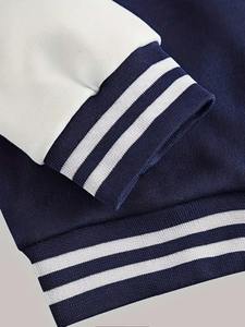 Chaqueta estilo varsity para hombre, con bordado chenille, apliques, patchwork, letras, mezcla de lana y forro polar, gruesa y cálida, para otoño e invierno. - Product Image 4