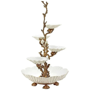 Support à gâteau en métal plaqué or de haute qualité, à deux niveaux, avec décor floral, plateau de présentation de desserts fait main en provenance d'Inde, au design attrayant - Product Image 4