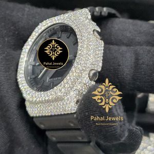 นาฬิกาข้อมือเพชรหรูสำหรับผู้ชาย Pahal Jewels ตัวเรือนสแตนเลสทรงเหลี่ยม 45 มม. ระบบควอตซ์ หน้าปัดประดับเพชร - Product Image 2