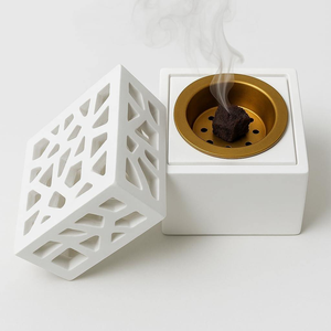 Arabic Style Wooden Bakhoor Burner Classic Handcrafted Wood Pot Handmade Wooden Bakhoor Burner Natural Finished with Lid - Product Image 5