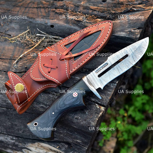 Cuchillo de Caza para Exteriores UA Supplies, Hoja Fija de Acero de Damasco Forjado a Mano de Grado Industrial, Punta Caída de 0.5mm de Grosor, Mango de Madera Negra - Product Image 2