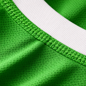 ชุดฟุตบอลแบบกำหนดเอง OEM ระบายอากาศได้ดี ทนทาน สีไม่ซีดจาง ชุดทีมแบบซับลิเมชั่น ดูดซับความชื้น ไซส์ใหญ่พิเศษ 100% - Product Image 3