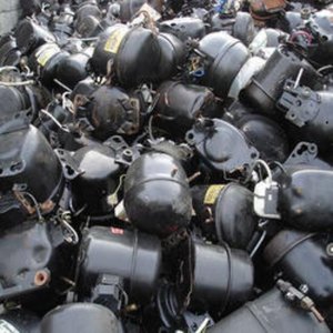 Déchets de moteurs électriques triés, déchets de compresseurs de climatisation et de réfrigérateurs avec matériaux en cuivre et en acier pour les acheteurs de recyclage à l'étranger - Product Image 3