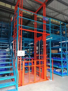 Plateforme élévatrice de fret pour entrepôt de 3000 kg, prix de l'ascenseur de fret, ascenseur de fret à vendre - Product Image 5