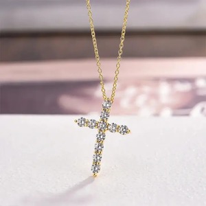 Nouveau design, collier pendentif croix en argent sterling 925 avec moissanite, pour femmes, chaîne à maillons plaquée or blanc et jaune 18 carats - Product Image 1
