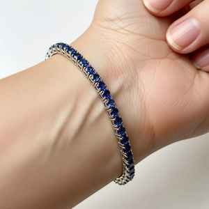 Pulsera de tenis de zafiro, plata 925, hecha a mano, con gemas azules de 4 mm, piedra de nacimiento de septiembre, regalo para ella - Product Image 3