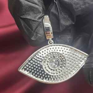 Pendentif en moissanite haut de gamme, forme œil, serti de diamants ronds, pour le hip-hop, en argent sterling 925, bijoux fins, pendentifs et breloques - Product Image 5