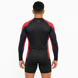 Tissu extensible léger, respirant, à séchage rapide, vêtements de performance athlétique, OEM, rashguard de fitness, t-shirt de compression MMA - Product Image 2