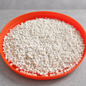 Masterbatch de carbonate de calcium à faible humidité, origine Allemagne, pour films soufflés, feuilles et tuyaux en plastique - Product Image 1