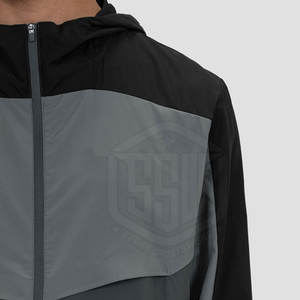 Conjunto de Pantalones Cortos y Chaqueta Cortavientos al por Mayor, Talla Grande, Chaqueta con Capucha y Pantalones Cortos para Uso en Exteriores - Product Image 5