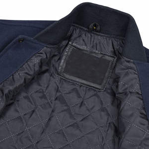 Chaqueta de Cuero Varsity para Hombre, Diseño 2025, Piel de Oveja Auténtica, con Cuello Varsity, en Negro Terrance y Rojo, para Invierno - Product Image 4