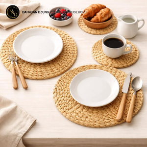 Tapis artisanal haut de gamme en jacinthe d'eau Dai Ngan Dzung, style bohème, du Vietnam – Fibre naturelle, écologique, durable, pour la décoration intérieure - Product Image 2