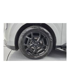 Kia Carnival HEV 2024/3 de 9 Plazas con Funciones Gravity, 29,890 km, Caja de Cambios Automática, Asientos de Cuero, Cámara Trasera, Volante a la Izquierda - Product Image 5