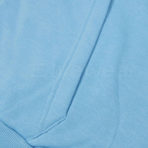 Sudaderas con Cremallera de Invierno Transpirables de Algodón 100% con Logotipo Personalizado de Diferentes Estilos, Sudadera con Cremallera de Tela Suave con Etiqueta Privada - Product Image 4