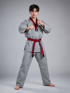 Uniforme de karaté léger offrant une coupe confortable, un tissu respirant et une excellente durabilité pour l'entraînement quotidien et les hautes performances - Product Image 3