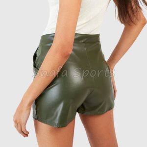 Shorts en cuir PU respirant taille haute sexy pour femme, grande taille, imperméables, coupe skinny, pour le printemps, MOQ 2 pièces - Product Image 2