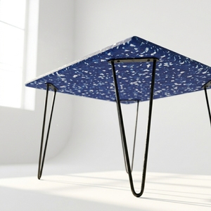 Table basse de salle à manger en plastique recyclé 4GoodThings, style moderne minimaliste, imperméable, durable, empilable, écologique, meubles pour la maison - Product Image 2