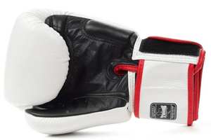Guantes de Boxeo Gemelos Negros y Blancos en Oferta, Hechos con Cuero de Primera Calidad en Todas las Tallas y a Bajos Precios con Buena Calidad - Product Image 4