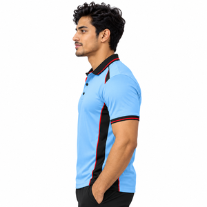 Polo contemporáneo para hombre con elegantes patrones de bloques de color, diseño de cuello refinado y estilo moderno. - Product Image 4
