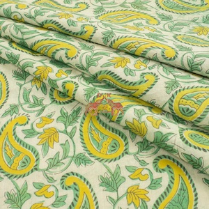 Tissu en coton cambriqué imprimé floral Dabu Sanganeri fait main pour chemises de filles - Product Image 5