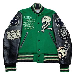 แจ็คเก็ตเบสบอลลำลองคุณภาพสูงสำหรับฤดูหนาว สไตล์วิทยาลัย ปักลายตามสั่ง ระบายอากาศได้ดี สำหรับผู้ชาย ทำจากหนังแกะและหนังแท้ - Product Image 1