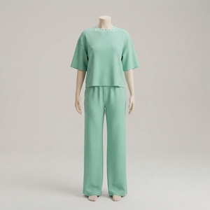 Ensemble de salon 2 pièces vert menthe pour femme, manches courtes, col classique, taille élastique, satin écologique, tenue décontractée, saison hiver - Product Image 1