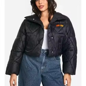 Vestes matelassées d'hiver personnalisées coupe-vent pour femme, chaudes, surdimensionnées, courtes, en duvet, avec fermeture éclair - Product Image 2