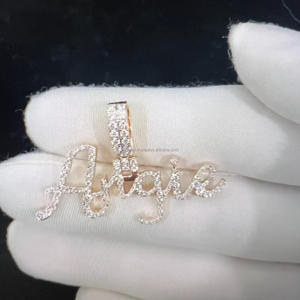 Colgante Personalizable de Moissanita Chapado en Oro Rosa de 18K con Forma de Estrella y Engaste de Canal, Claridad VVS Mejorada, Joyería Fina para Fiestas y Eventos - Product Image 4