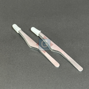 Pince à épiler inclinée en acier inoxydable Gray Rocks, faite à la main, avec poignée confortable, réutilisable - Product Image 6