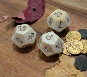 Jeu de dés en os, finition polie, chiffres précis, cubes durables, ensemble de jeu de table classique - Product Image 1