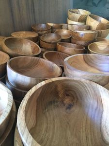 Juego de Tazones para Ensalada de Madera Ecológica Hechos a Mano con Cuchara y Tenedor para Servir, Diseño Minimalista, Aptos para Lavavajillas, Ideales para Fiestas - Product Image 6