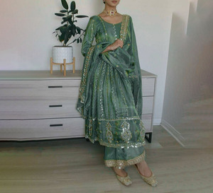 ชุดเดรส Anarkali ดีไซเนอร์สำหรับผู้หญิงชุดเดรสผ้าจอร์เจียแฟชั่นใหม่สำหรับปาร์ตี้ปากีสถานอินเดียแขนยาวสำหรับงานแต่งงาน Diwali ฤดูร้อน - Product Image 1