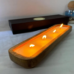 Bougie longue en cire de soja dans un bol en bois de manguier artisanal - Product Image 2
