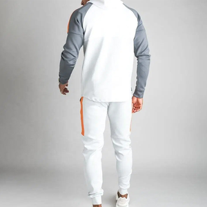 Camiseta sin mangas de algodón/poliéster transpirable y ecológica para hombre, con diseño moderno de bloques de color personalizados y corte ajustado. - Product Image 3