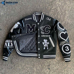 Veste universitaire pour homme en cuir PU noir avec patch brodé, design streetwear, vêtements d'automne - Product Image 3