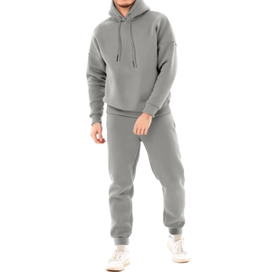 Conjunto Deportivo Personalizado para Hombre en Azul Marino con Sudadera con Capucha, Pantalones Jogger con Cordón y Puños, Dos Piezas, Estilo Casual - Product Image 2