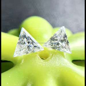 ลดกระหน่ำ0.6ct/pc เพชรสำหรับปลูกในห้องปฏิบัติการที่มีการรับรอง Def VVS สามเหลี่ยมที่ได้รับการรับรองขายส่งสำหรับการทำเครื่องประดับห้องปฏิบัติการที่สร้างขึ้นได้รับการรับรอง - Product Image 4