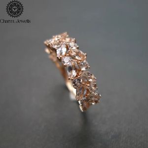 Bague de fiançailles pour femme en argent plaqué or rose avec moissanite taille coussin sertie à griffes - Product Image 4