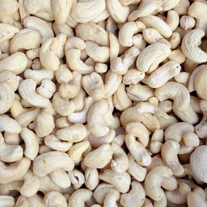 Trusted Factory Cashew <b>Kernels</b> SANTIGO Cashew <b>Nuts</b> Kaju In Bulk <b>Nuts</b> <b>Kernels</b> OEM, ODM Packaging - Product Image 1