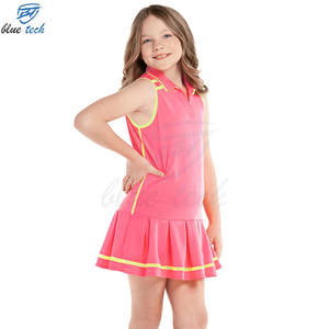 Conjunto de Tenis Personalizado para Niñas en Oferta: Top Rosa y Falda Escalonada con Gráfico de Raqueta – Ropa Deportiva Transpirable con Logotipo y Diseño Personalizados - Product Image 2