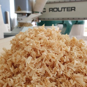 Sciure de bois douce à forte absorption et parfum agréable, offrant un lit confortable et une fraîcheur durable - Product Image 2