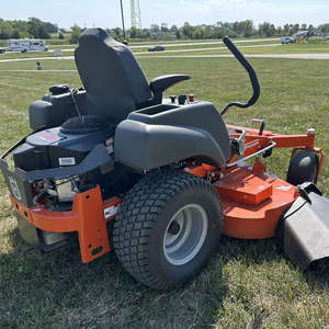 Cortadora de Césped Gravely de 52 Pulgadas con Giro Cero, Motor V-Twin de 23 HP, Alta Eficiencia, Disponible Ahora en Stock - Product Image 5